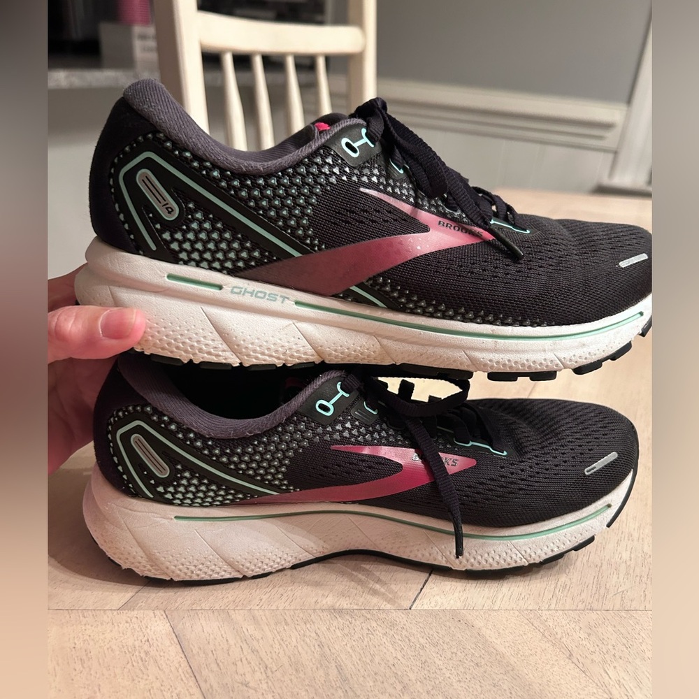 Brooks Women's Black Running Shoes with Pink and Mint Accents - Picture 5 of 11